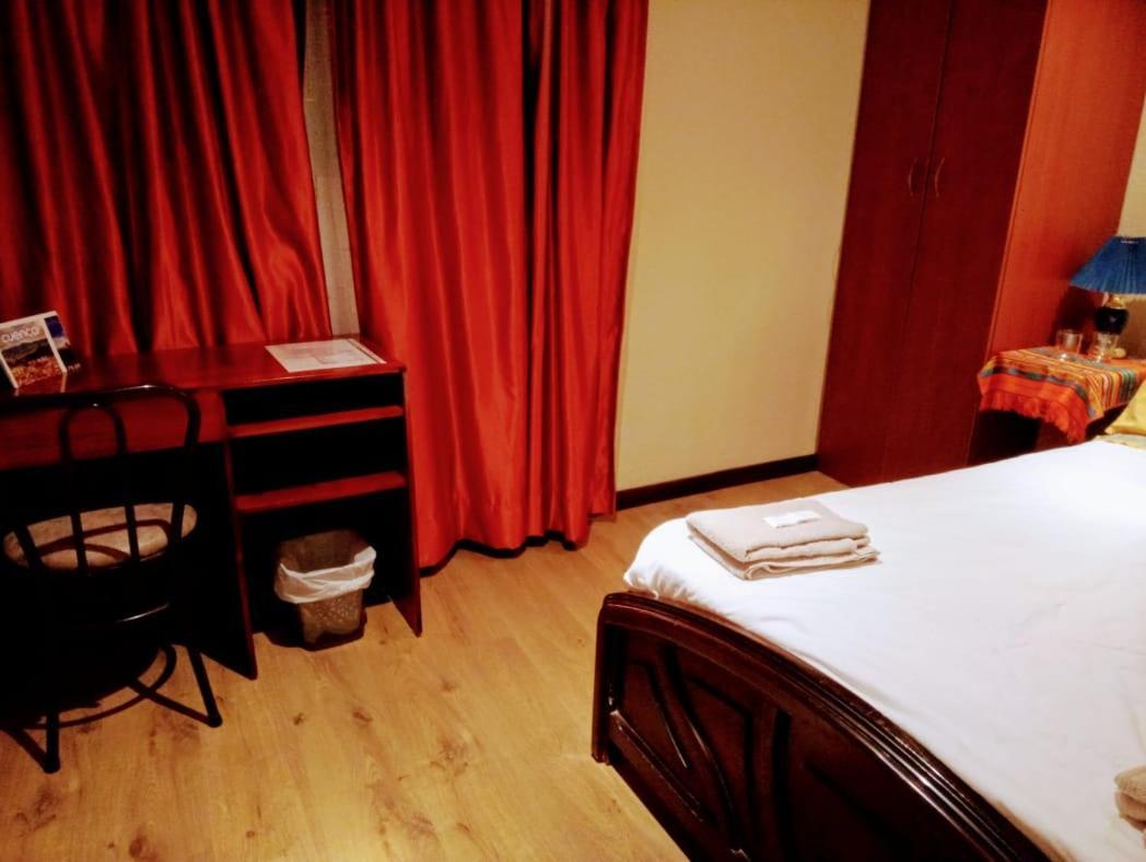 Casa De Huespedes Tu Parada En Куэнка Экстерьер фото