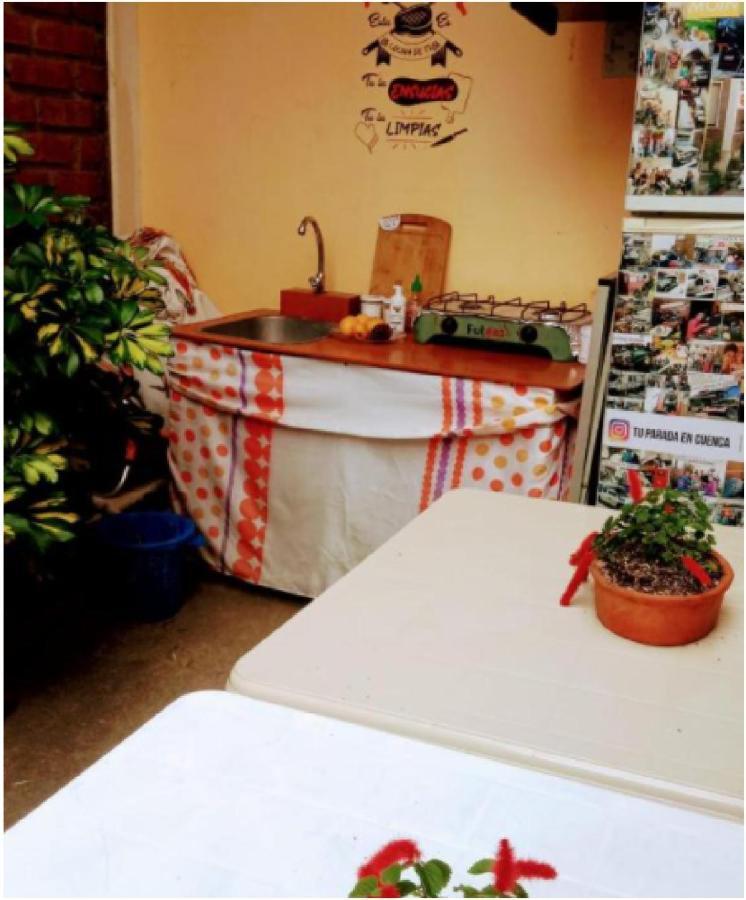 Casa De Huespedes Tu Parada En Куэнка Экстерьер фото