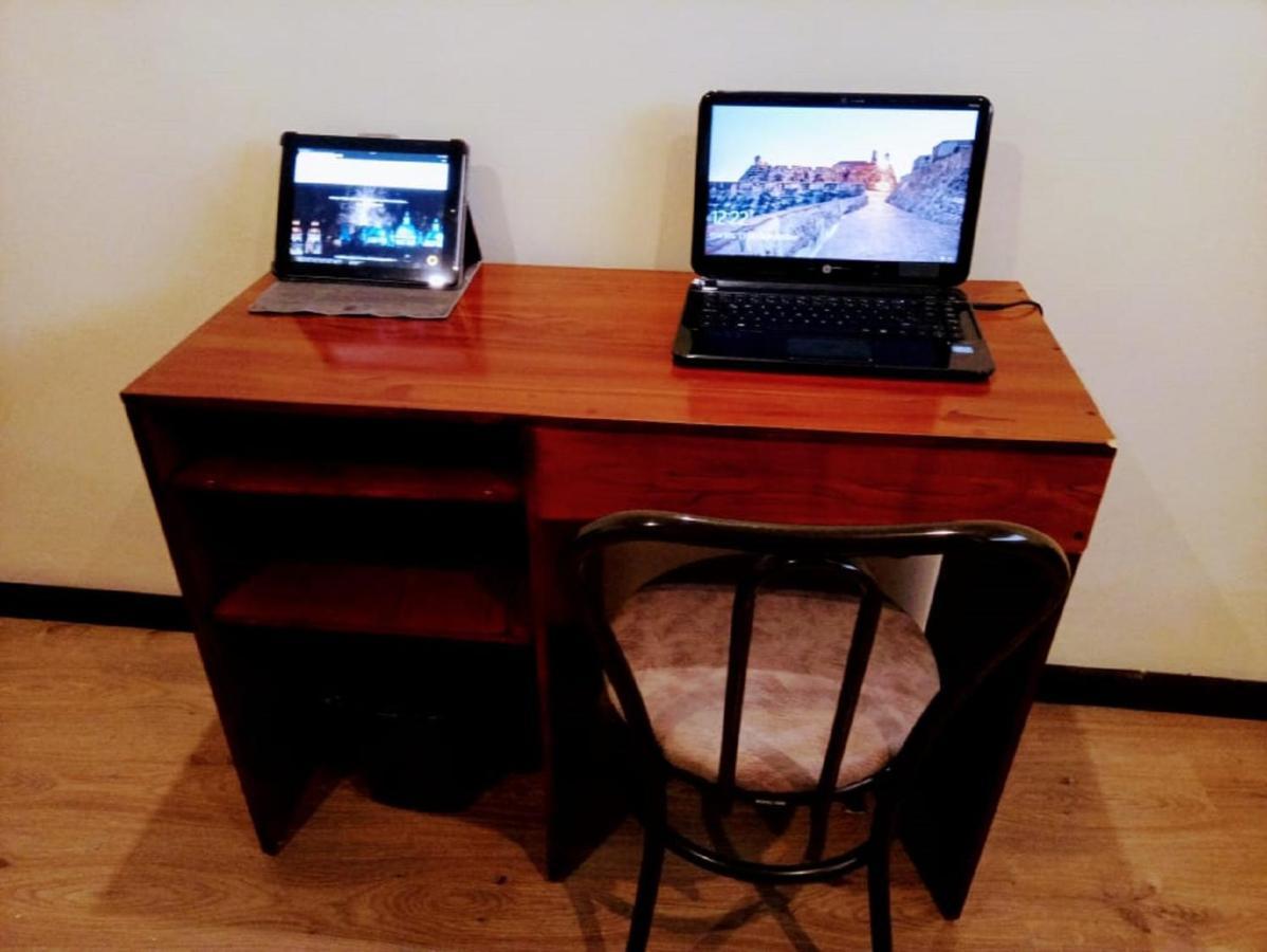 Casa De Huespedes Tu Parada En Куэнка Экстерьер фото